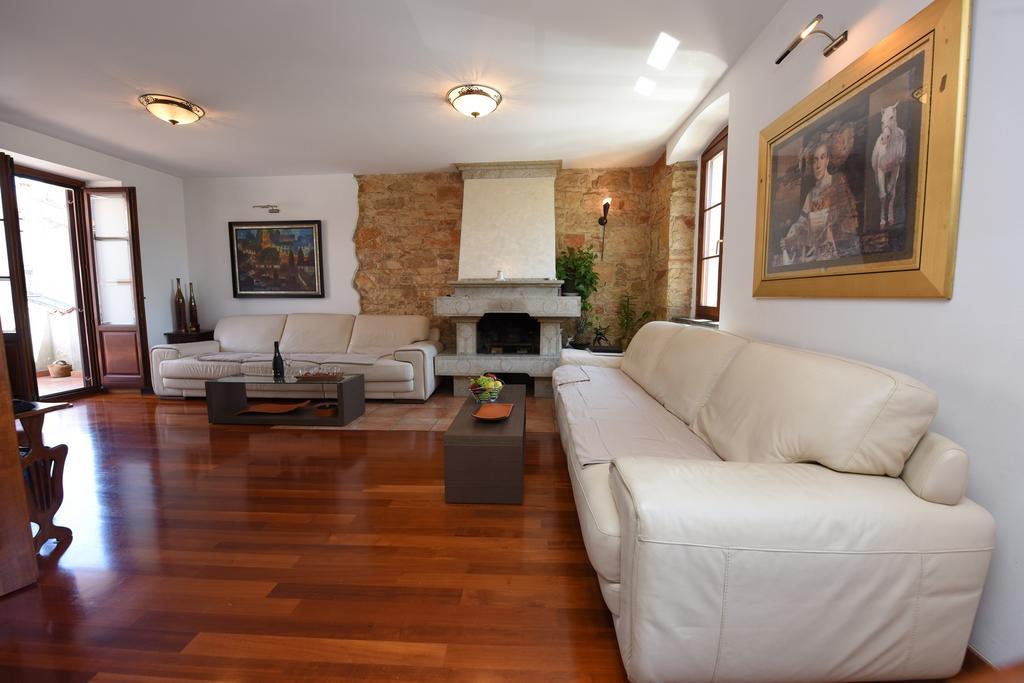Apartment House Senna Пореч Екстер'єр фото