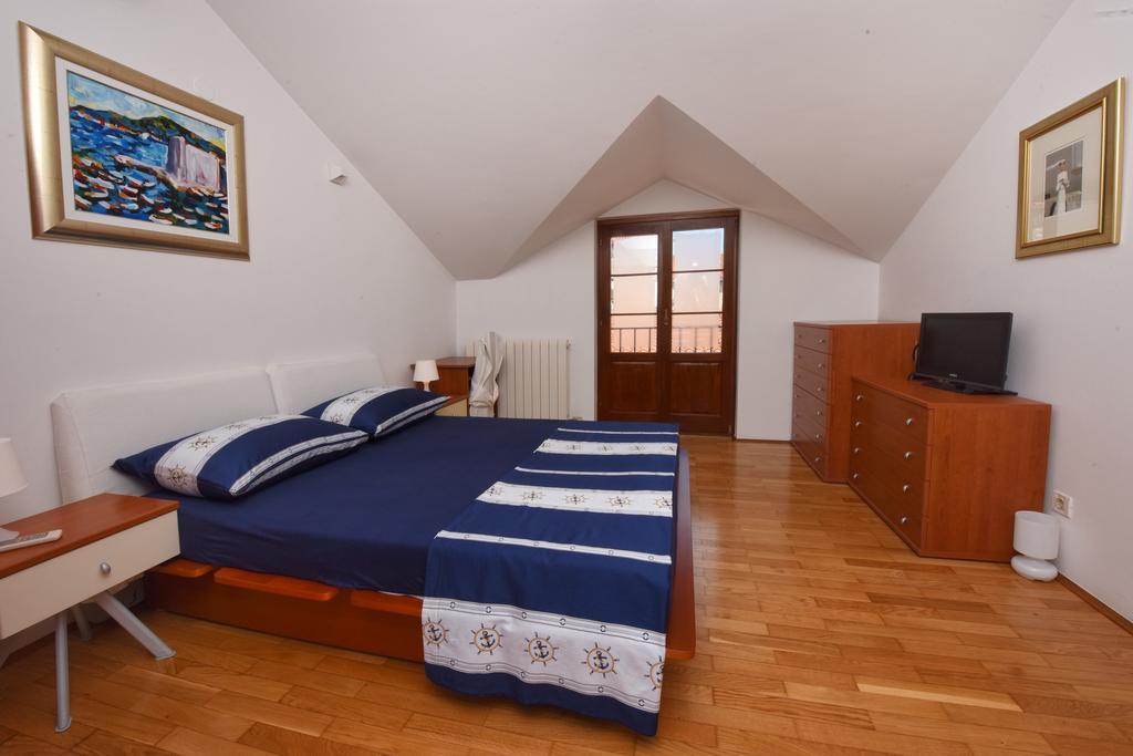 Apartment House Senna Пореч Екстер'єр фото