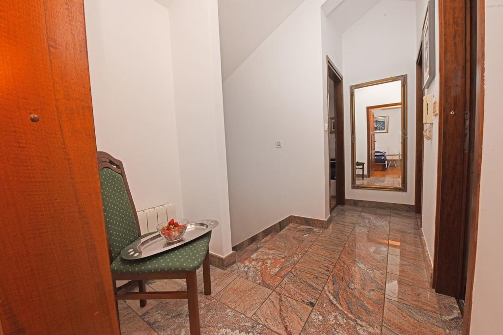 Apartment House Senna Пореч Екстер'єр фото