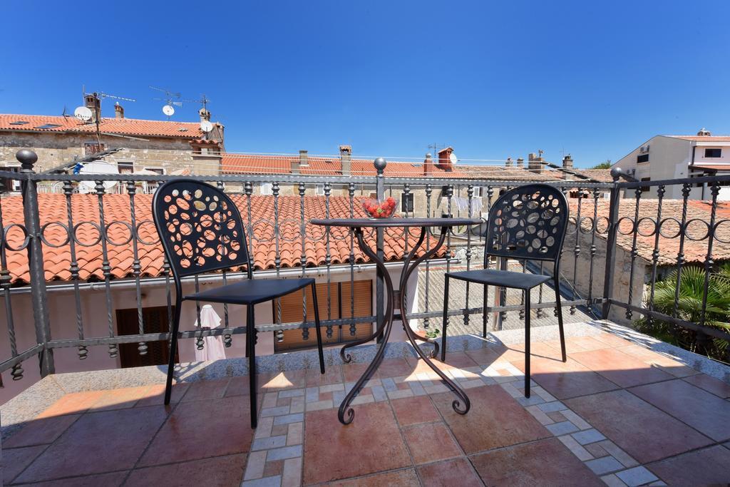 Apartment House Senna Пореч Екстер'єр фото