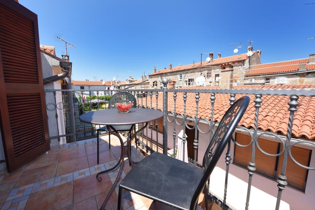 Apartment House Senna Пореч Екстер'єр фото