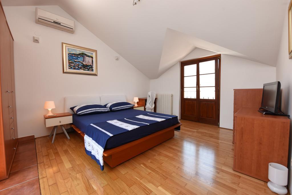 Apartment House Senna Пореч Екстер'єр фото